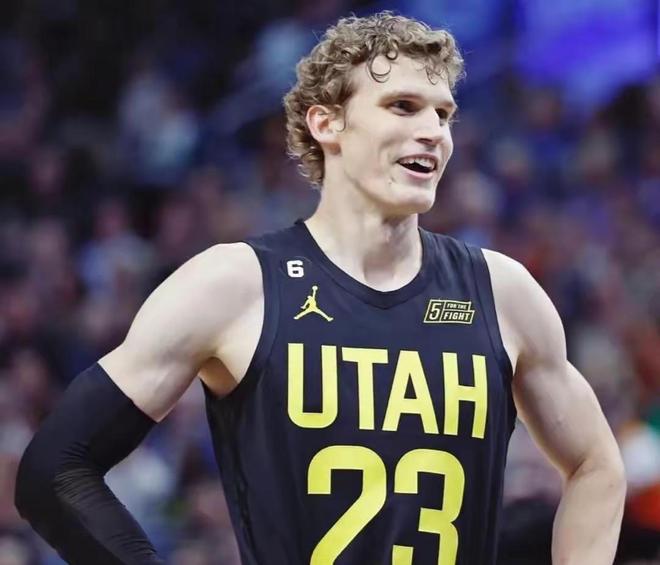 九游手游下载关键时刻犹他爵士调整名单以备NBA常规赛，手感冰凉环节打磨，更衣室稳定，心理建设被强调的简单介绍